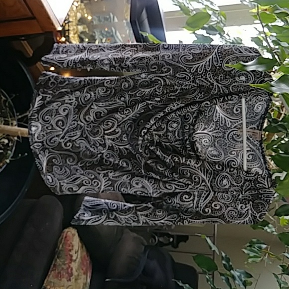 Top - Picture 3 of 7